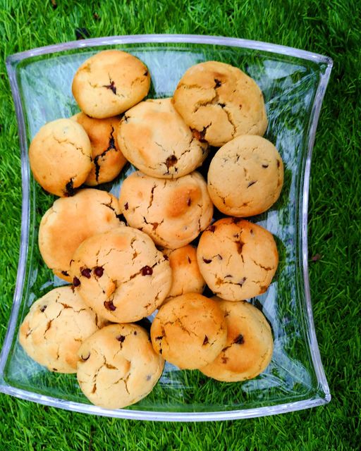 Cookies com recheio de chocolate