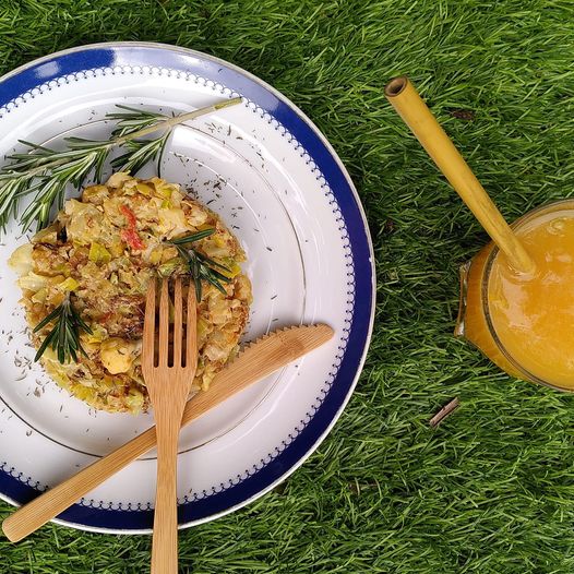 Legumes à brás com tomate e natas